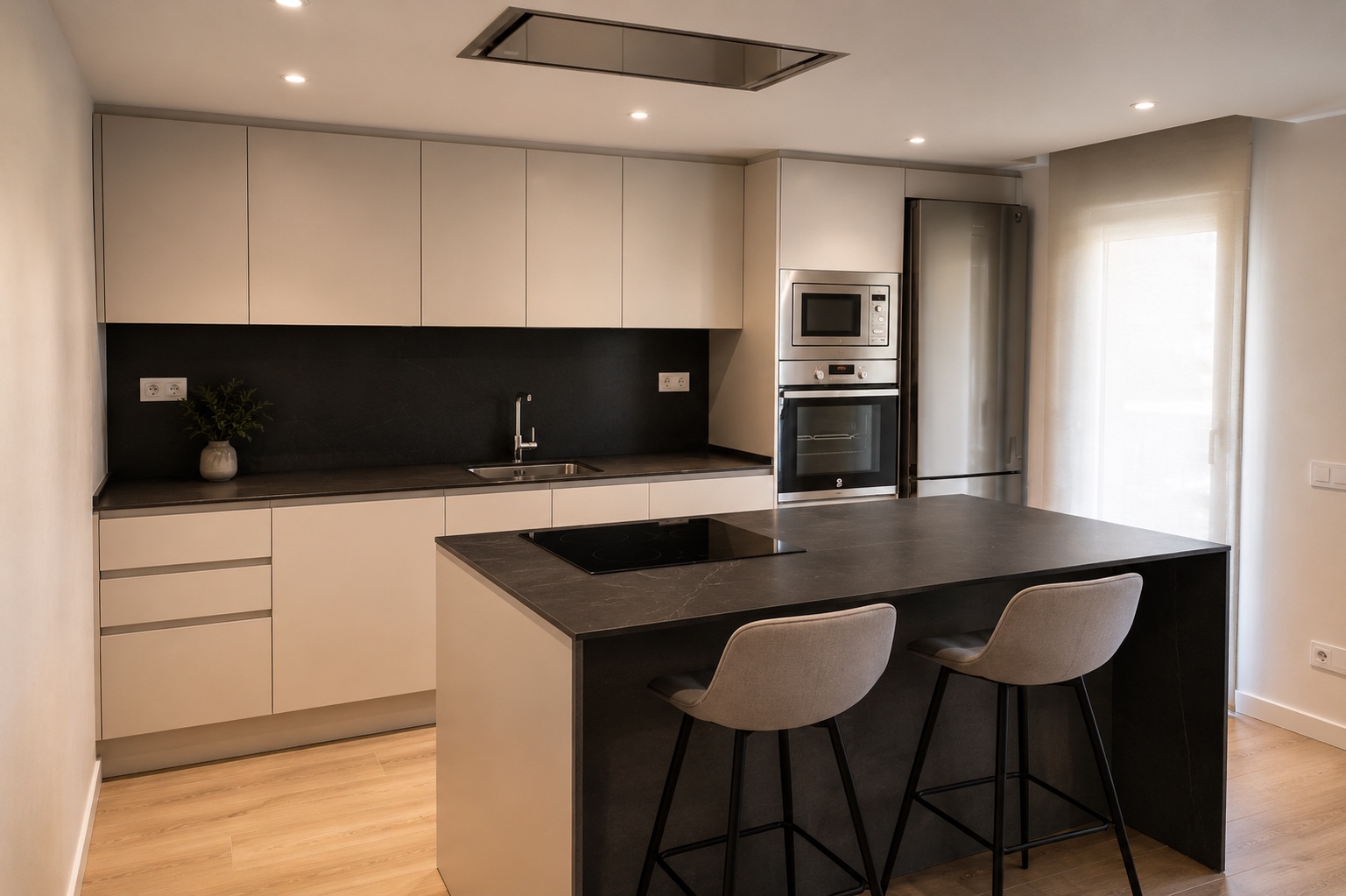 Conexión con el salón. Otra perspectiva del proyecto, fotografía 2 de 2.